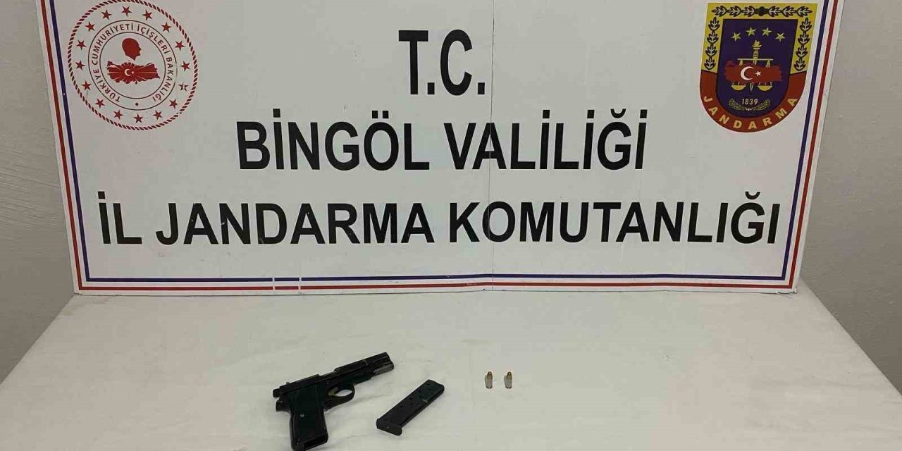 Bingöl’de ruhsatsız silah ve uyuşturucu madde yakalandı