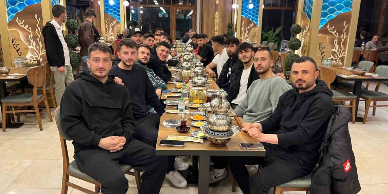 Karslı iş insanından destek