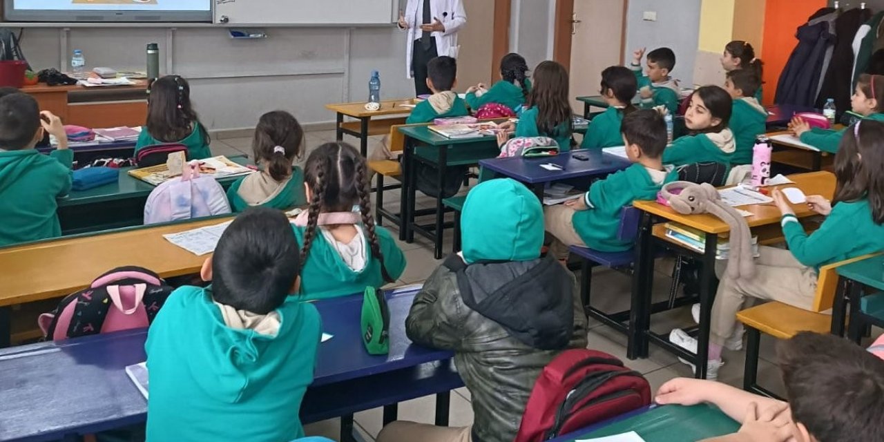 Erzincan'da öğrencilere sağlıklı beslenme eğitimi verildi