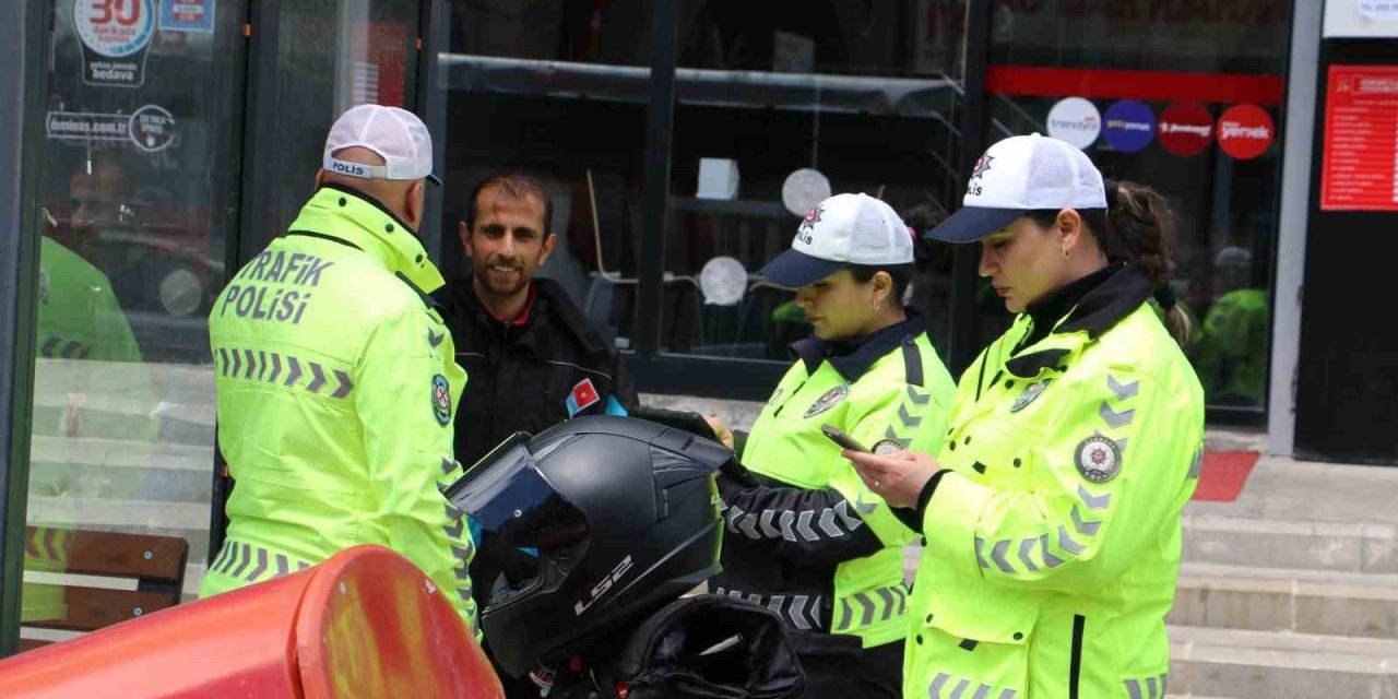 Hakkari’de motosikletlilere denetim