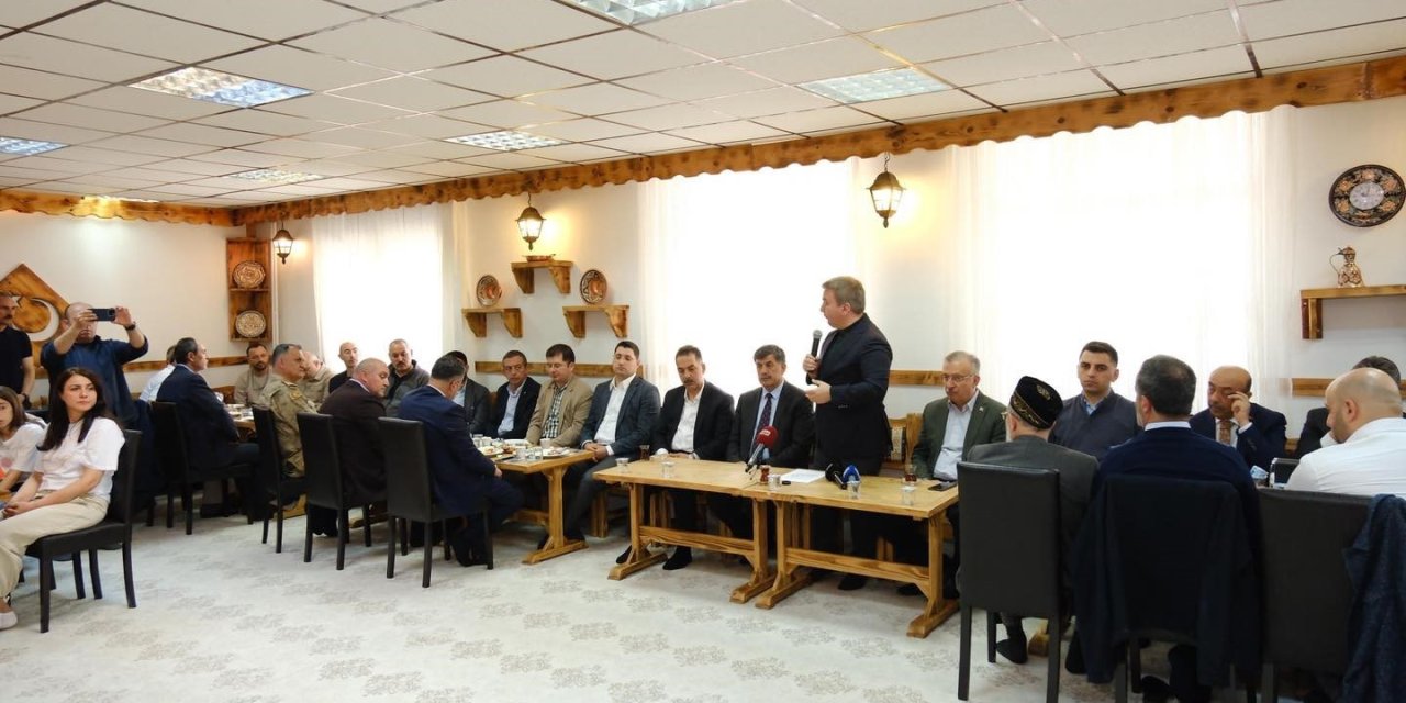 Erzincan’da “Değer Erzincan Spor Kulüpleri” Toplantısı Gerçekleştirildi