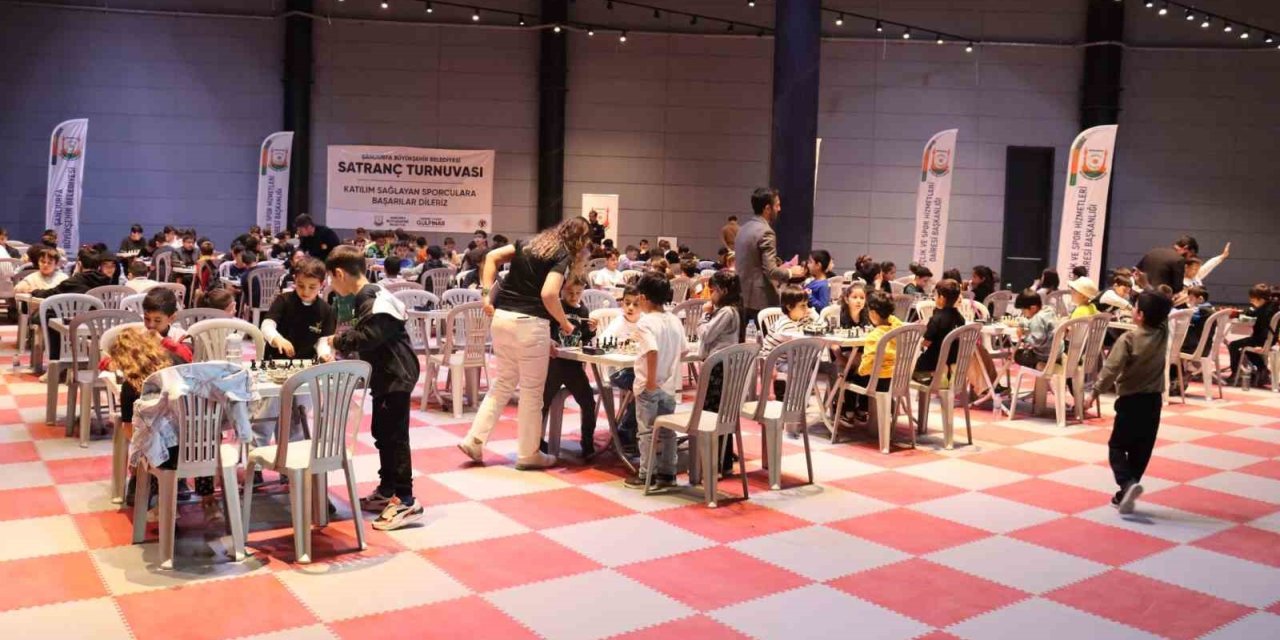 Şanlıurfa’da 23 nisan’da ödüllü satranç turnuvası düzenlendi