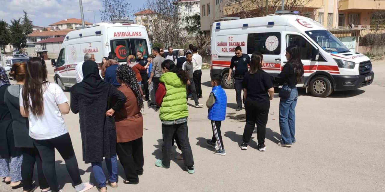 Gölbaşı'nda otomobil ile motosiklet çarpıştı: 2 yaralı