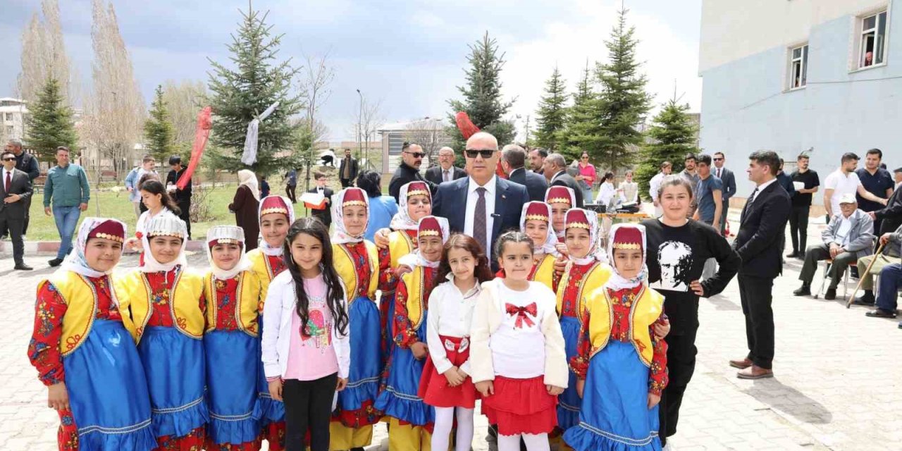 Ağrı’da nesiller bir araya geldi