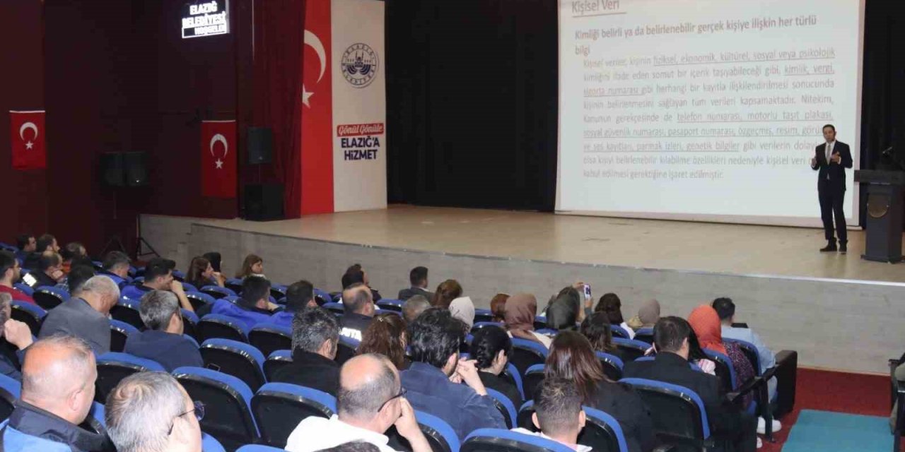 Elazığ Belediyesi personeline yönelik KVKK semineri düzenlendi