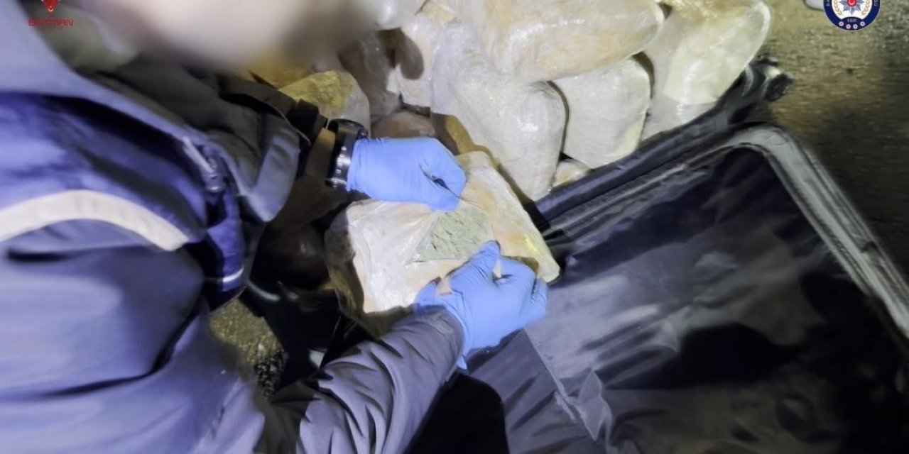 Batman’da otomobilde 39 kilo skunk ele geçirildi