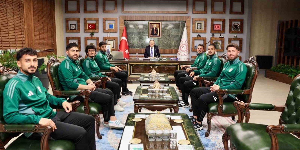 Bingöl Valisi Usta: Bu takıma ben hep inandım