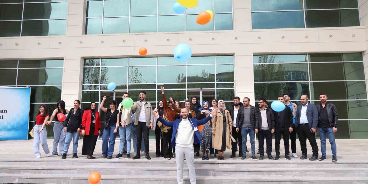 Muş'ta "Teknoloji Bağımlılığına Karşı Yöresel Çocuk Oyunları" projesi çalıştayı