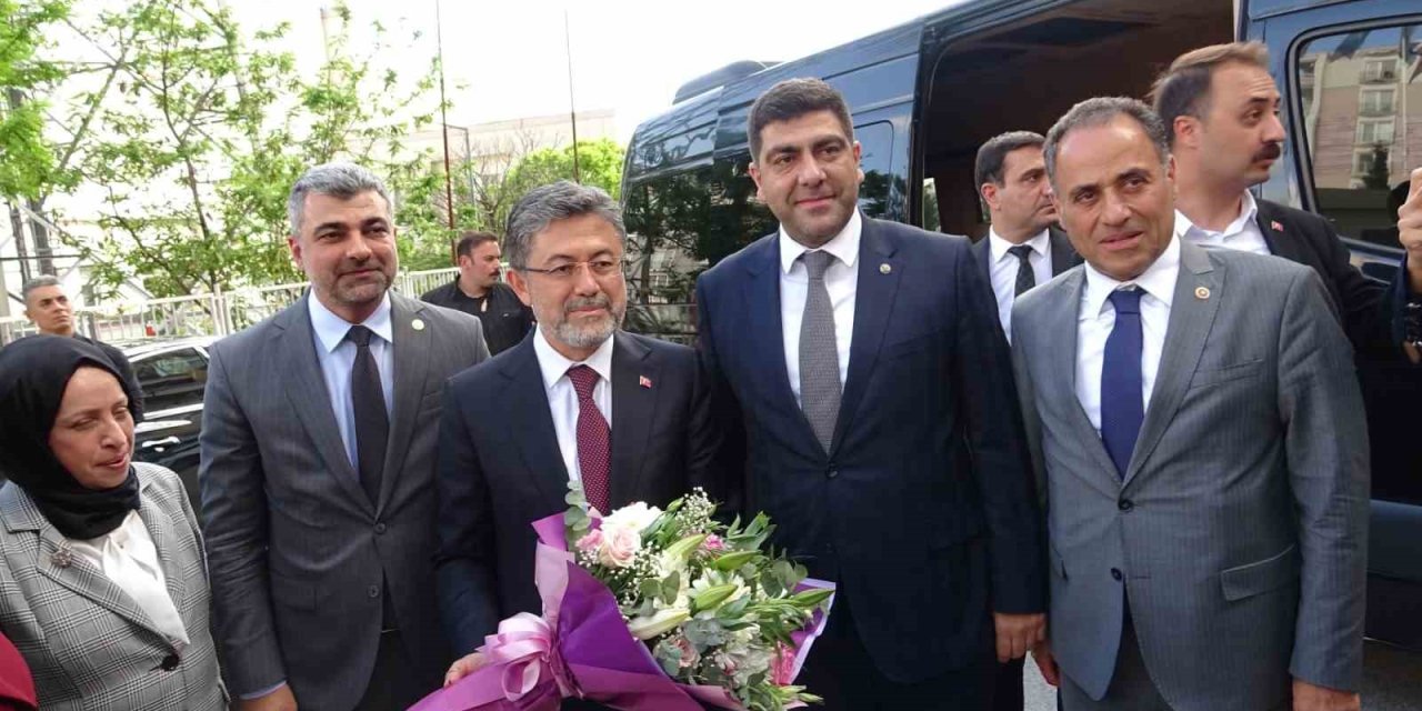 İbrahim Yumaklı, Mardin’de çeşitli ziyaretlerde bulundu