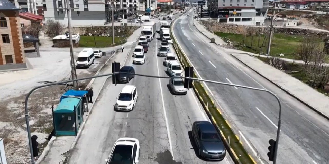 Bitlis’te "Yaşama yol ver fermuar sistemi" tatbikatı