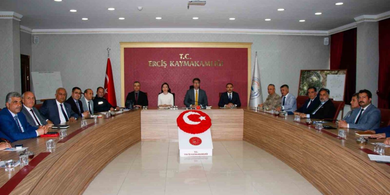 Erciş'te İnci Kefali Göçü Festivali için hazırlıklar sürüyor