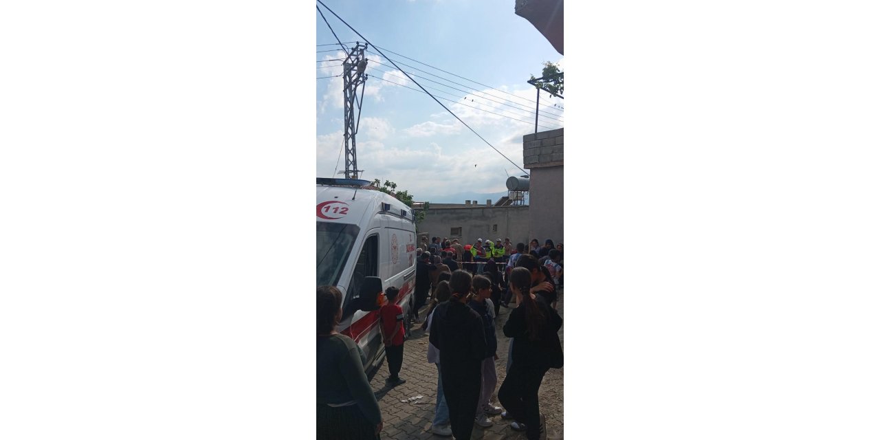 Geri manevra yaptı, 5 aylık hamile eşini ezdi: Genç kadın yaşamını yitirdi