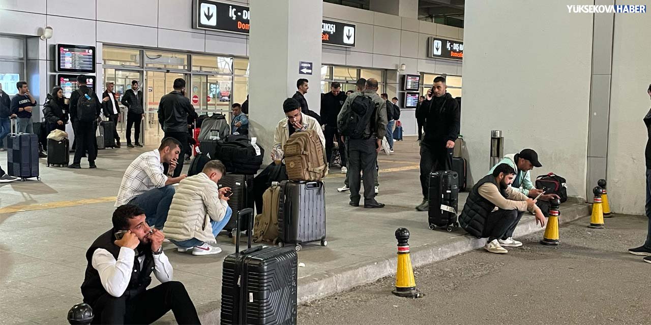 Ankara-Yüksekova uçağı iniş yapamayınca Diyarbakır’a yönlendirildi