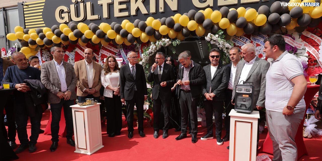 Hakkarili Gültekin ailesinden Van'a yöresel moda ve gelinlik yatırımı
