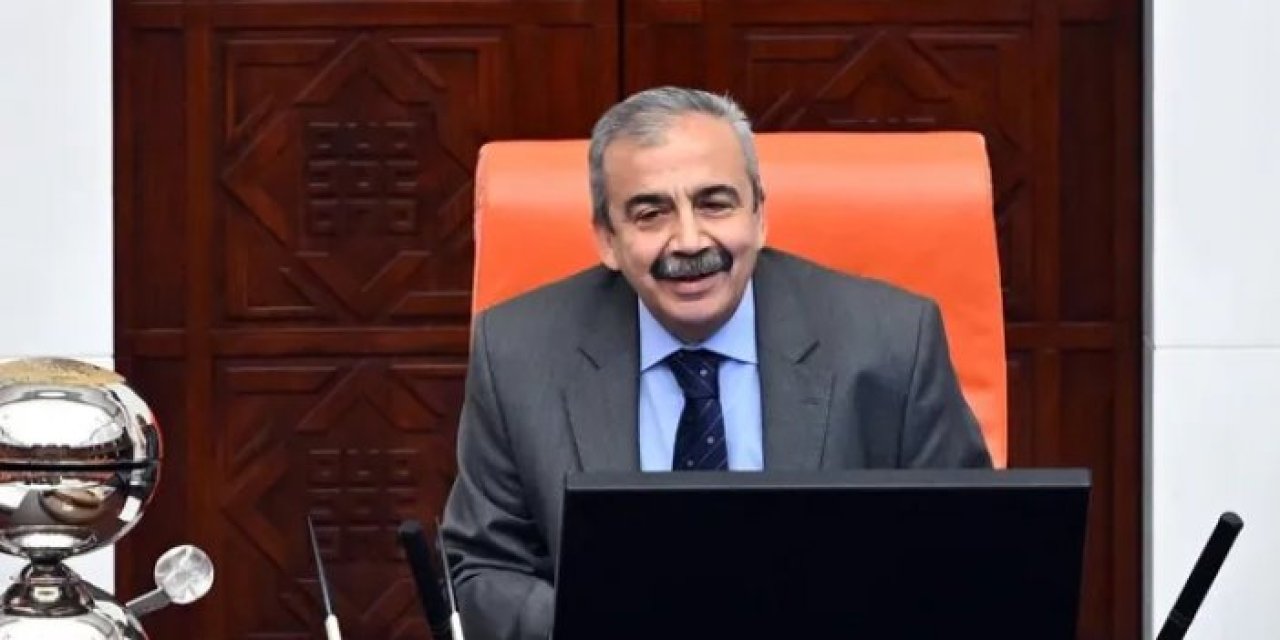 Sırrı Süreyya Önder hayatını kaybetti