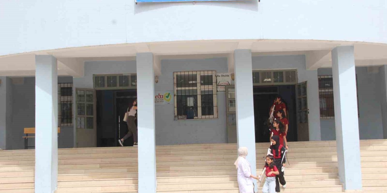 Cizre’de öğrenciler, "Okulumla Sosyalleşiyorum" projesiyle açık havada etkinlik yaptı
