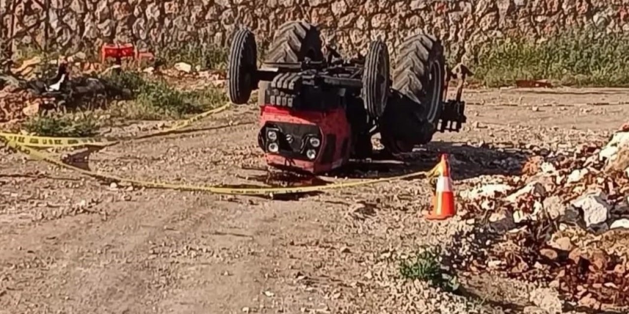 Şanlıurfa'da traktör kazasında 2 çocuk annesi kadın hayatını kaybetti