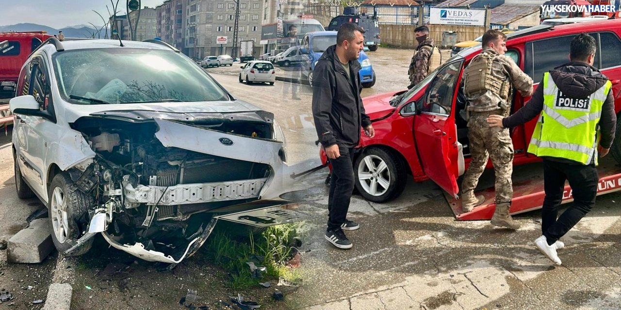 Yüksekova’da iki araç kafa kafaya çarpıştı: 1 yaralı