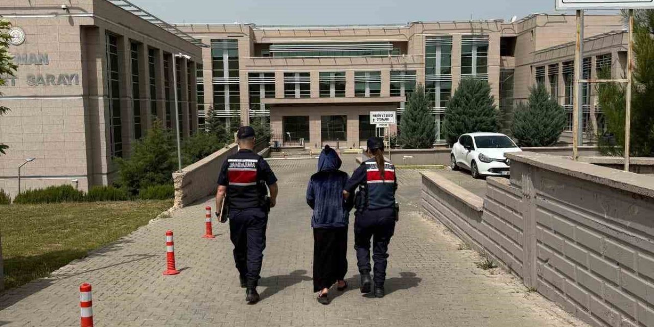 30 suç kaydı ve 18 yıl kesinleşmiş hapis cezasıyla aranan kadın tutuklandı