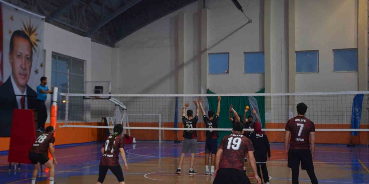 Bulanık’ta voleybol turnuvası final maçıyla sona erdi