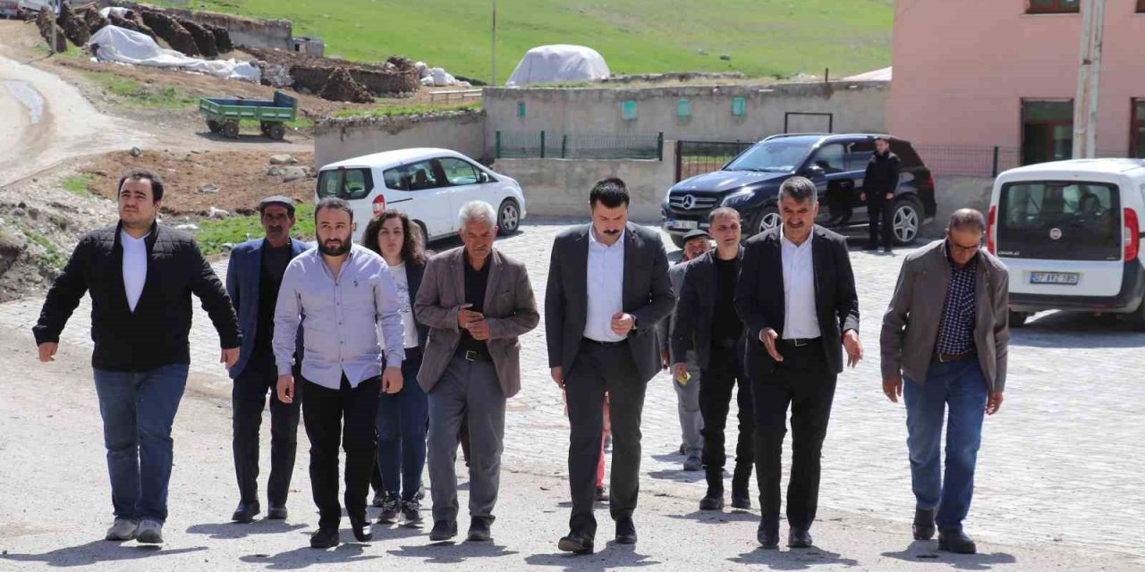 Diyadin Hacıhalit’te tadilatı tamamlanan sağlık ocağı hizmete açıldı