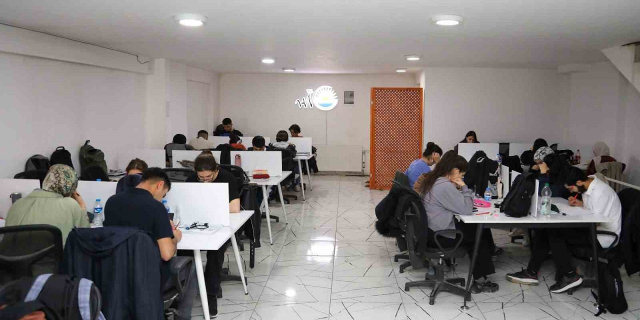 Van’da öğrenciler için 15 etüt merkezi hizmet veriyor