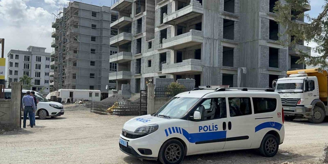 6. kattan düşen inşaat işçisi hayatını kaybetti
