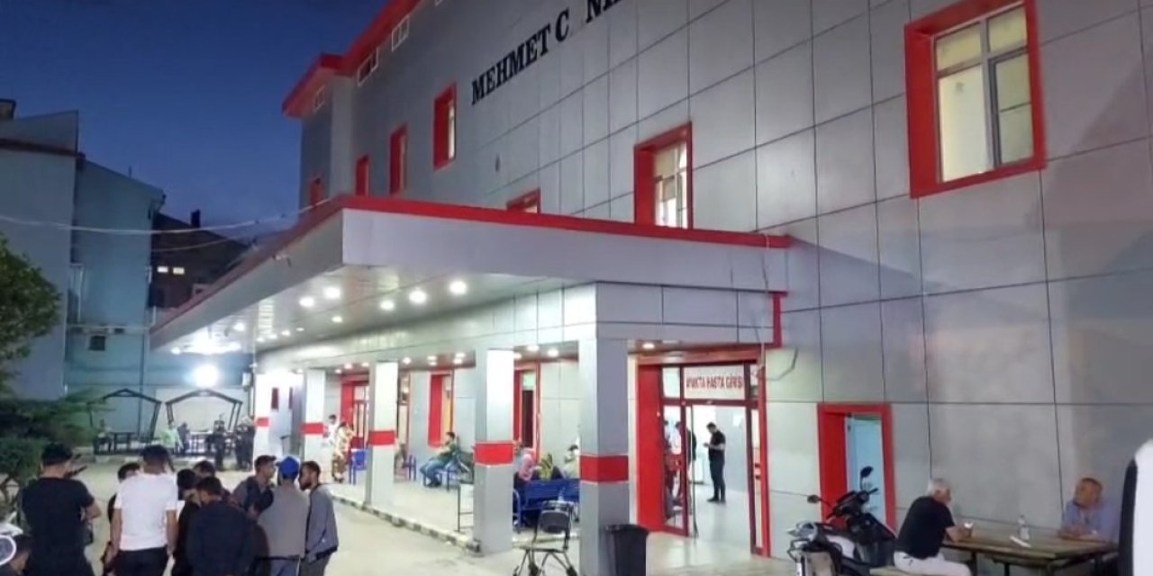 Nizip'te oyun oynarken fenalaşan çocuk hastanede hayatını kaybetti