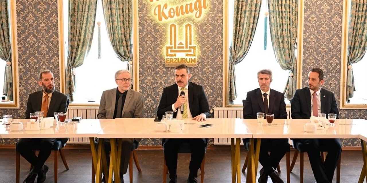 Erzurum'da teravih namazlarını hatimle kıldıran hocalar unutulmadı
