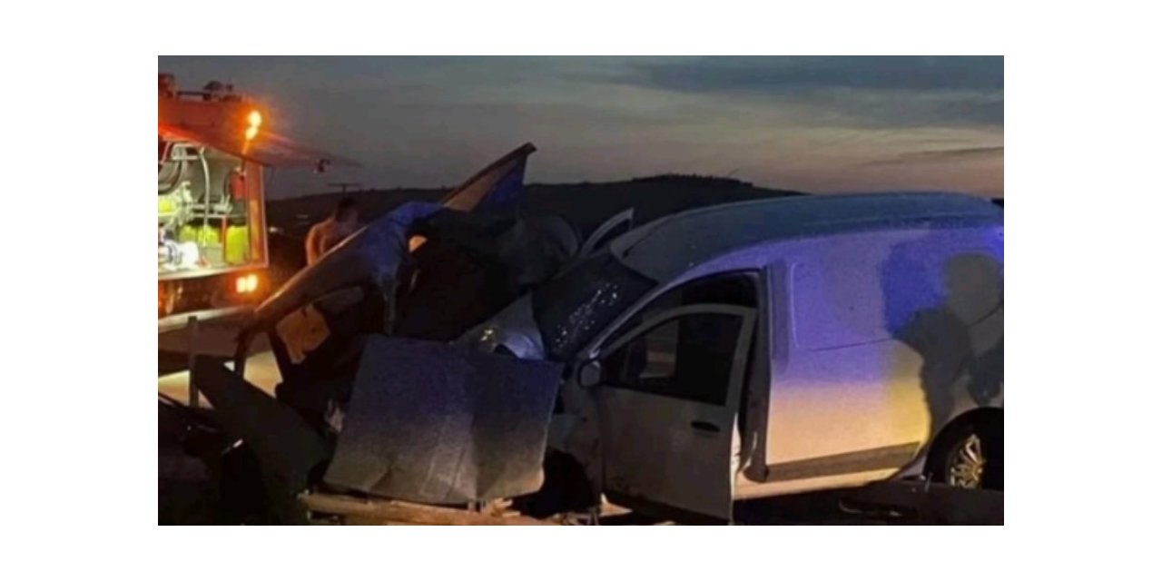 Antep’te iki araç kafa kafaya çarpıştı: 1 ölü, 2 yaralı
