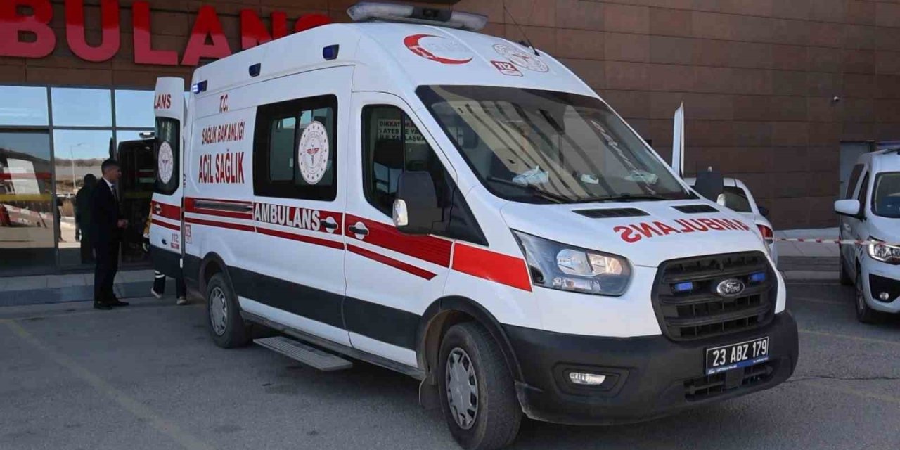Sütlü kahveden zehirlenen 4 kişi hastaneye kaldırıldı
