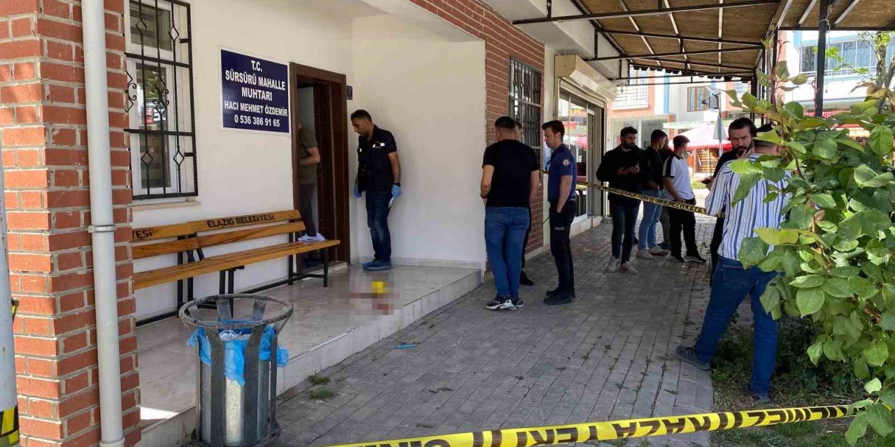Elazığ’da muhtara silahlı saldırı anı kamerada