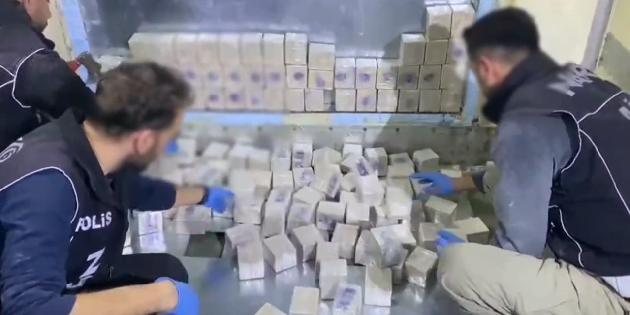 Gürbulak Kapısı’nda 69 kilo eroin yakalandı
