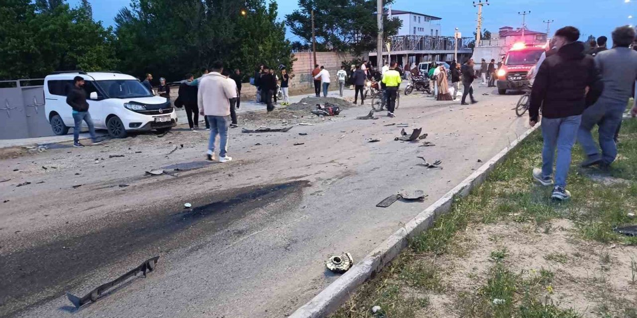 Iğdır’da otomobilin çarptığı motosikletli hayatını kaybetti