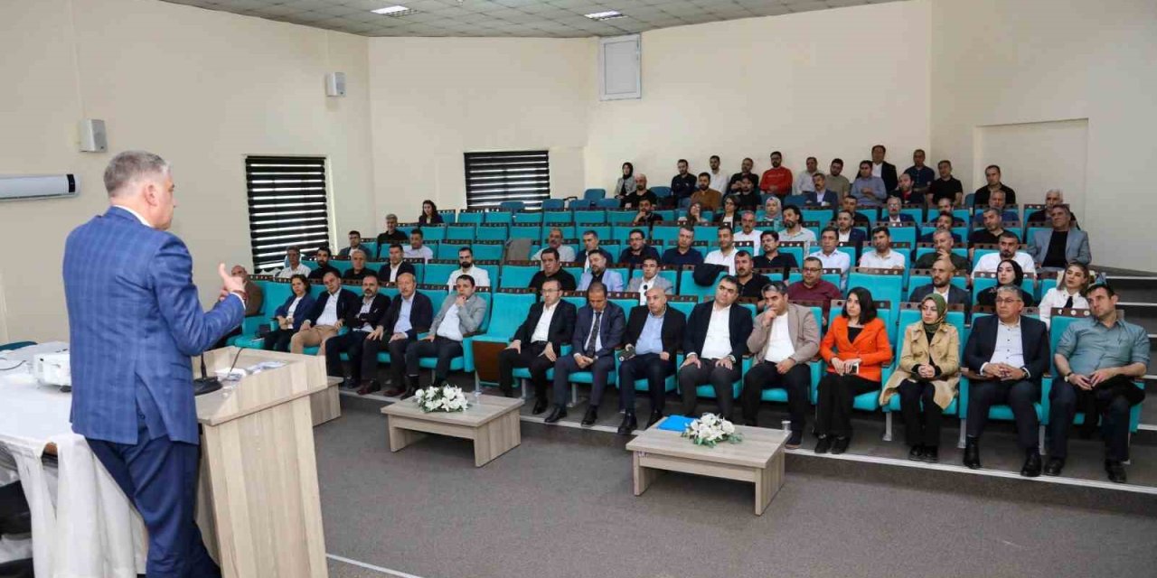Van Büyükşehir Belediyesi'nde ‘Yalın Yönetim Sistemi’ eğitimi