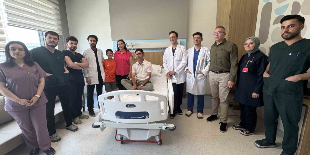 Gaziantep’te kopan kulak memesi süpermikrocerrahiyle dikildi