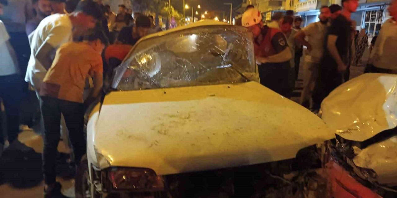 Urfa’da otomobiller çarpıştı: 1 ölü, 2 yaralı