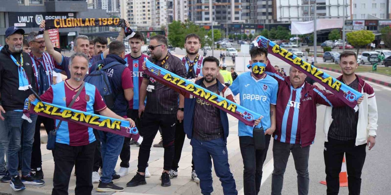 Gaziantep Stadyumu’nda kupa coşkusu başladı