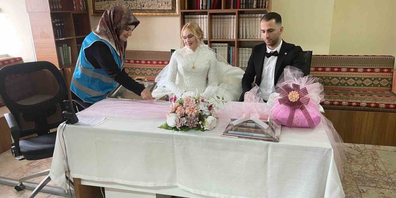 Erzincan’a Estonyalı gelin