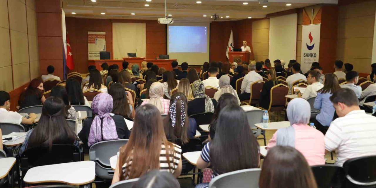 SANKO Üniversitesi'nde hemşirelik sempozyumu düzenlendi