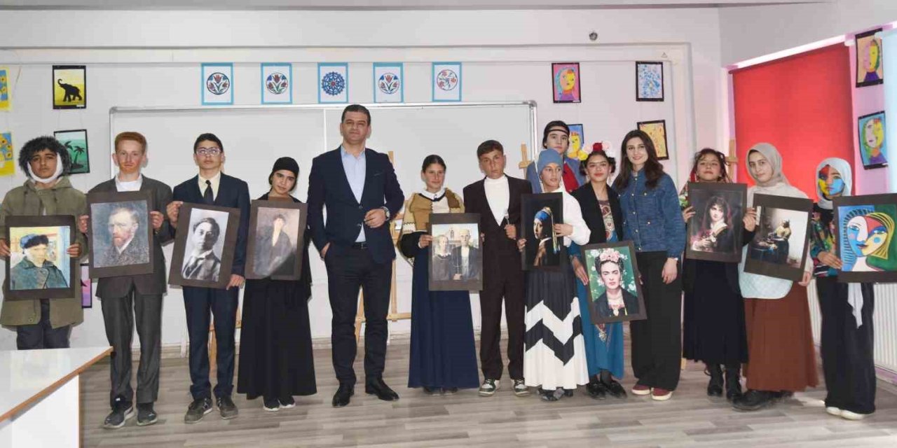 Bitlis'te öğrenciler, ünlü ressamların tablolarını canlandırdı