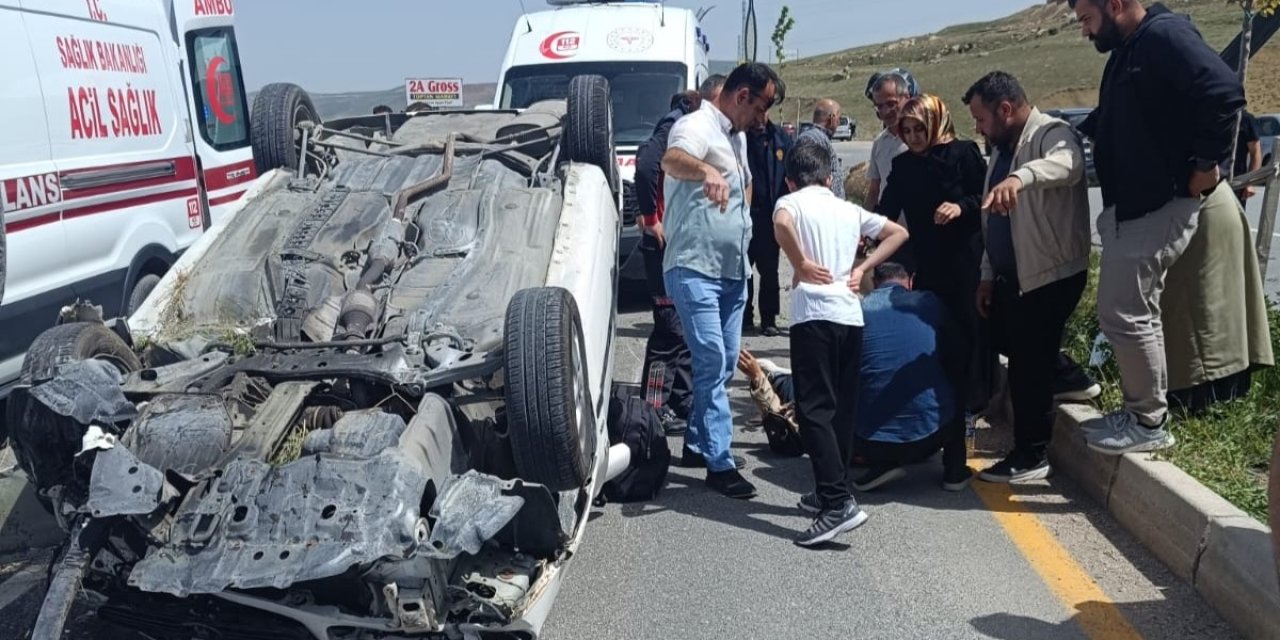 Van’da trafik kazası: 3 kişi yaralandı