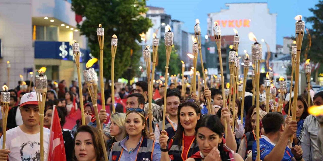 Elazığ’da 19 Mayıs Atatürk'ü Anma, Gençlik ve Spor Bayramı kutlandı