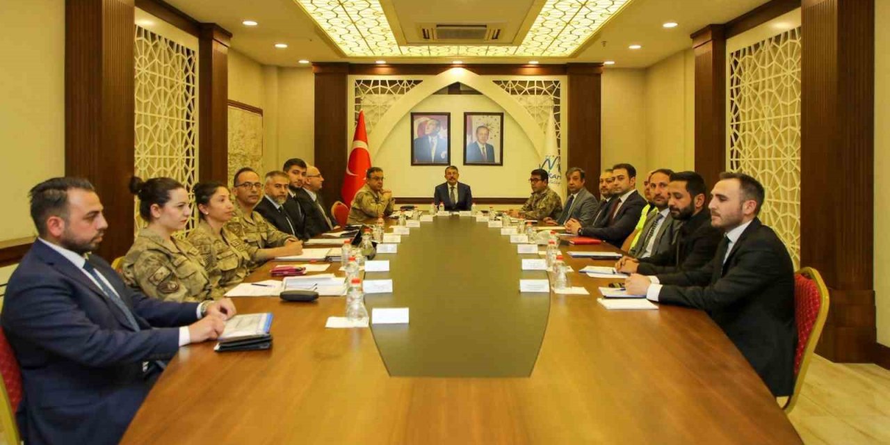 Hakkari'de çeşitli suçlardan aranan 244 kişi yakalandı