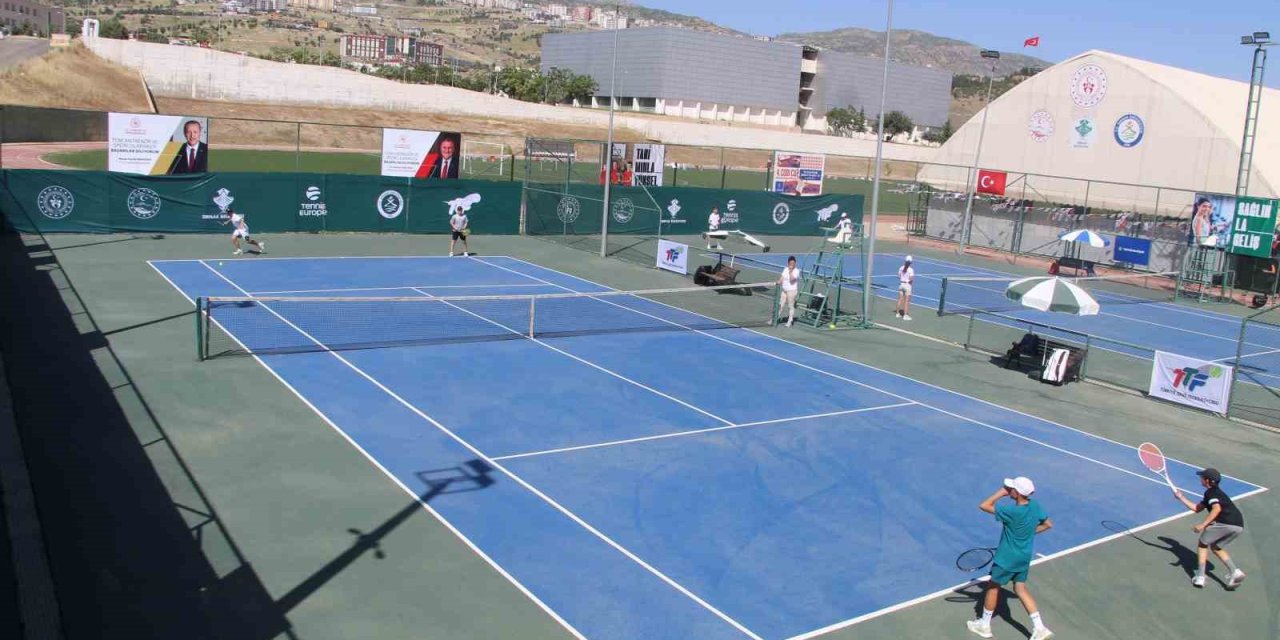 Uluslararası Cudi Cup Tenis Turnuvası'na 8 ülkeden yoğun katılım