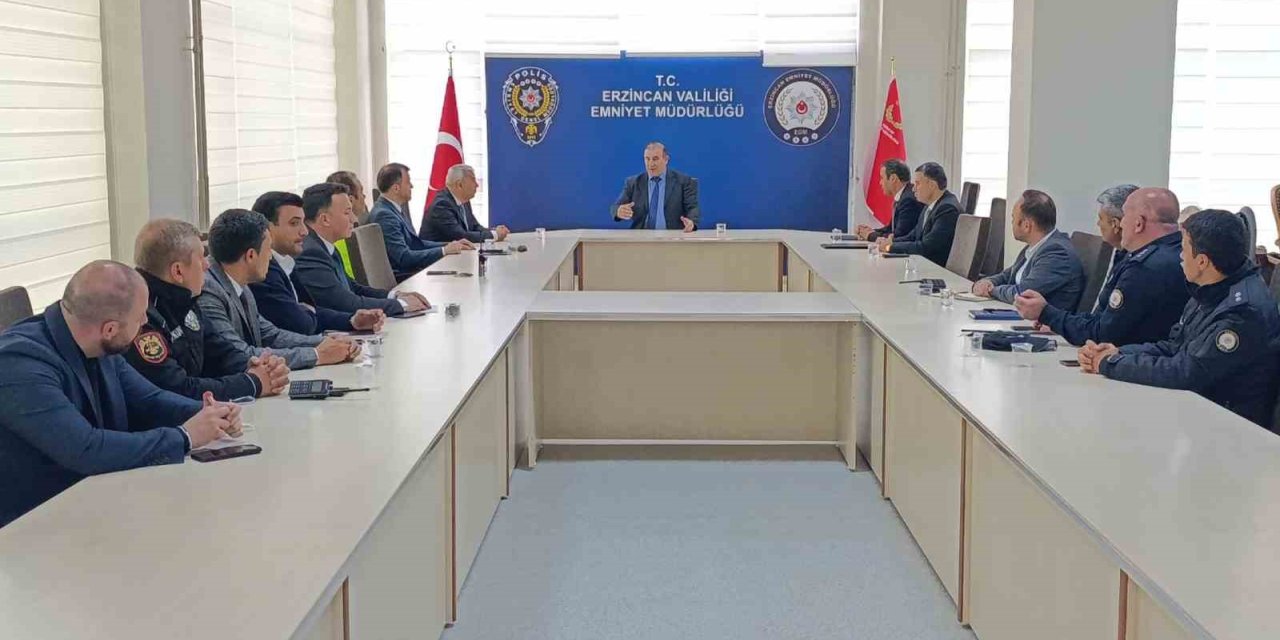 Erzincan’da "KAAN Uygulaması" kapsamında bilgilendirme toplantısı düzenlendi
