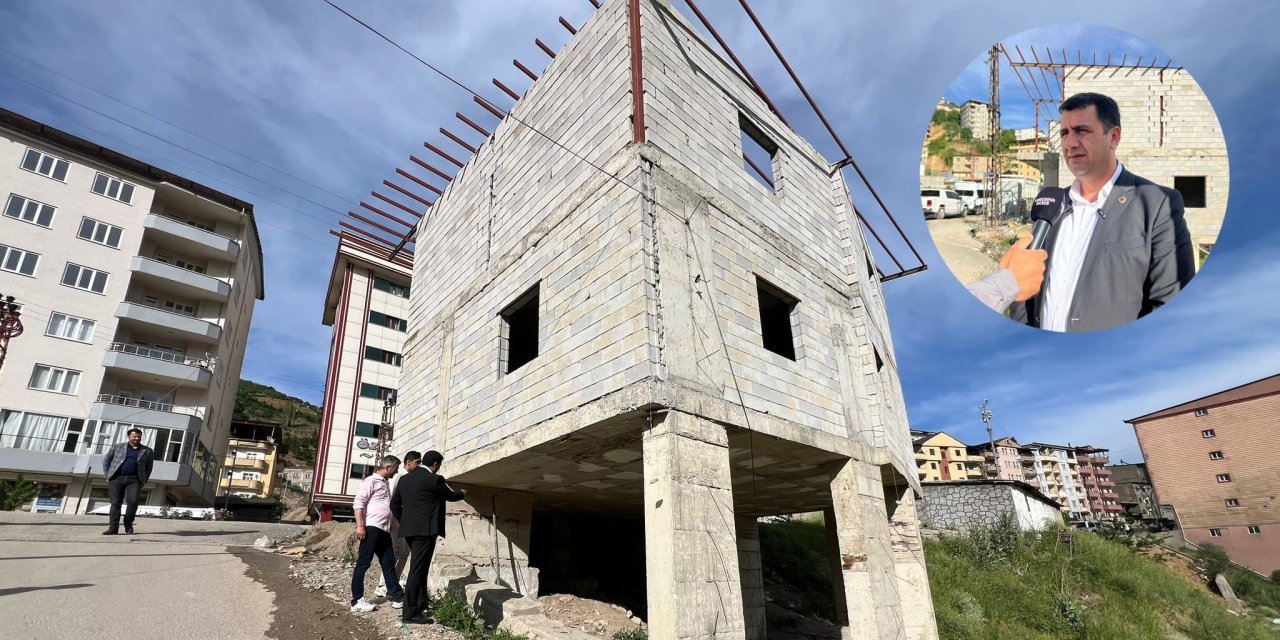 Şemdinli’de minibüsler şehir dışına taşınıyor