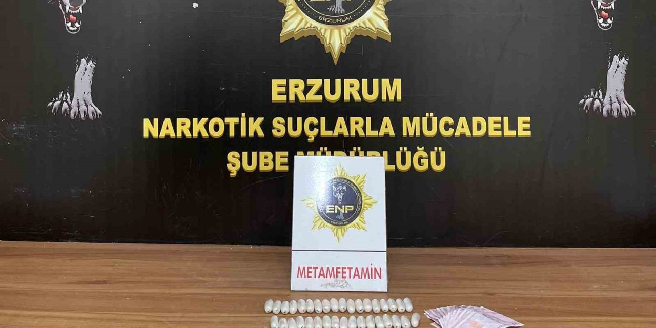 Erzurum'da 15 kilo uyuşturucu madde yakalandı