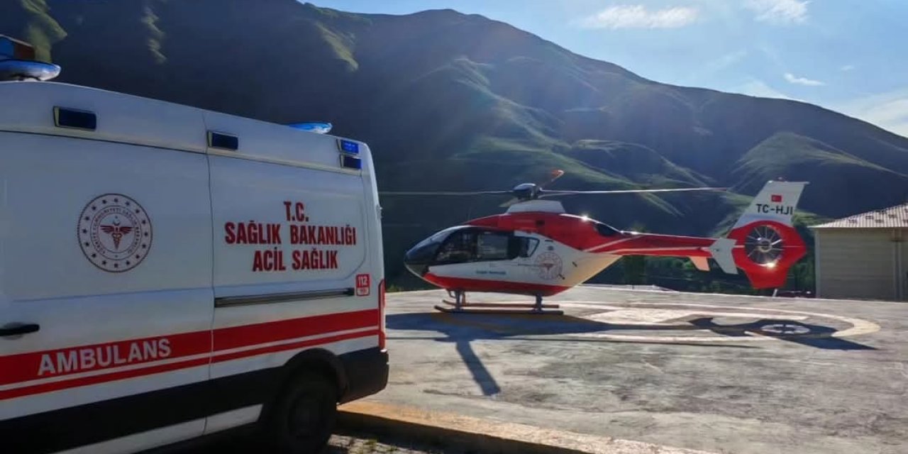 Yaşlı hasta helikopter ambulansla Van’a sevk edildi