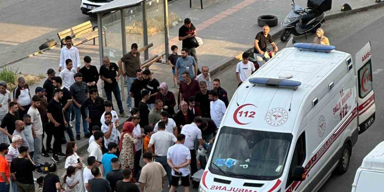 Batman’da yolun karşı tarafında geçmeye çalışan kadına otomobil çarptı